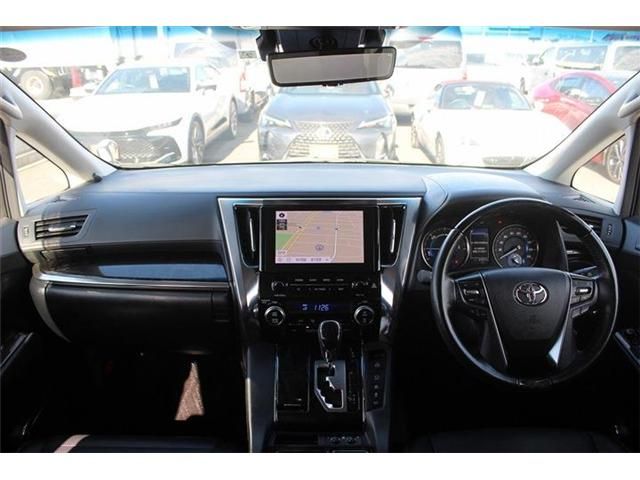 TOYOTA ALPHARD hybrid 4WD 2023