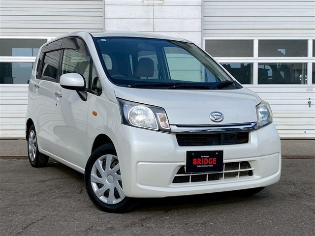 DAIHATSU MOVE 4WD 2013
