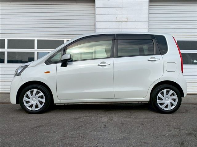 DAIHATSU MOVE 4WD 2013