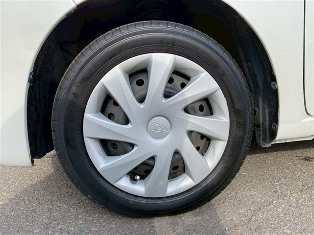 DAIHATSU MOVE 4WD 2013