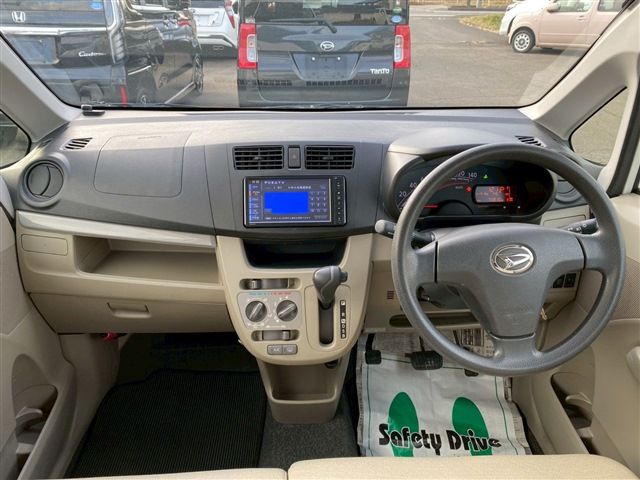 DAIHATSU MOVE 4WD 2013