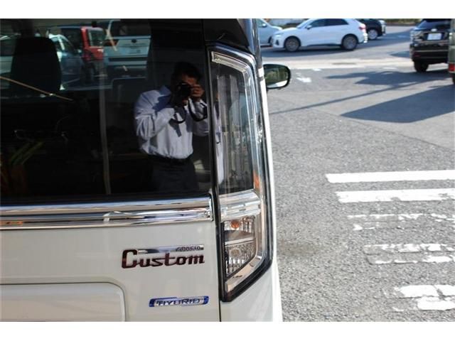 SUZUKI Spacia custom 4WD 2023