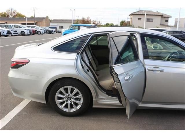 TOYOTA CROWN sedan hybrid 2018
