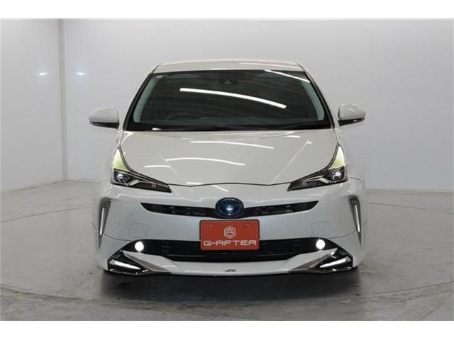 TOYOTA PRIUS 2019