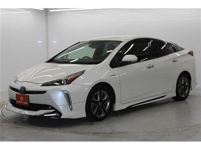 TOYOTA PRIUS 2019