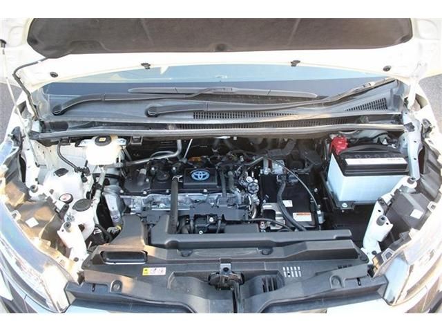 TOYOTA NOAH HYBRID 2022