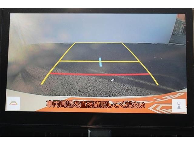 TOYOTA NOAH HYBRID 2022