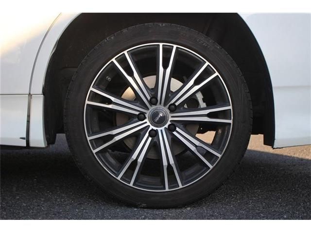 TOYOTA NOAH HYBRID 2022