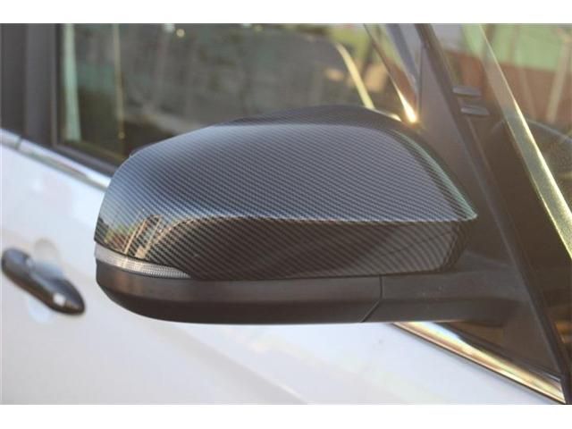 TOYOTA NOAH HYBRID 2022