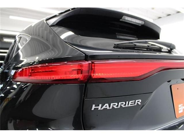 TOYOTA HARRIER HYBRID 2020