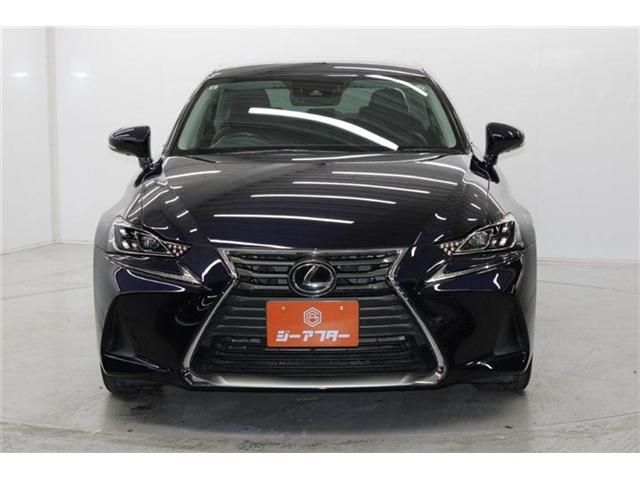 TOYOTA LEXUS IS200t 2017