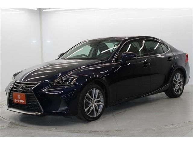 TOYOTA LEXUS IS200t 2017