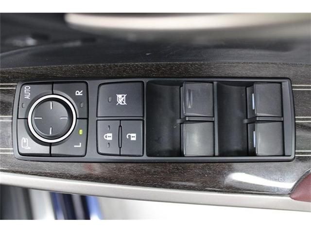 TOYOTA LEXUS IS200t 2017