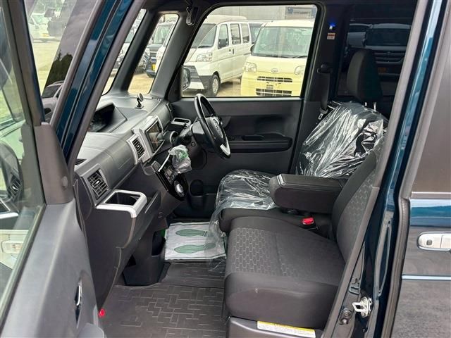 TOYOTA PIXIS MEGA 2021