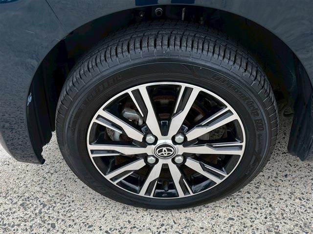 TOYOTA PIXIS MEGA 2021