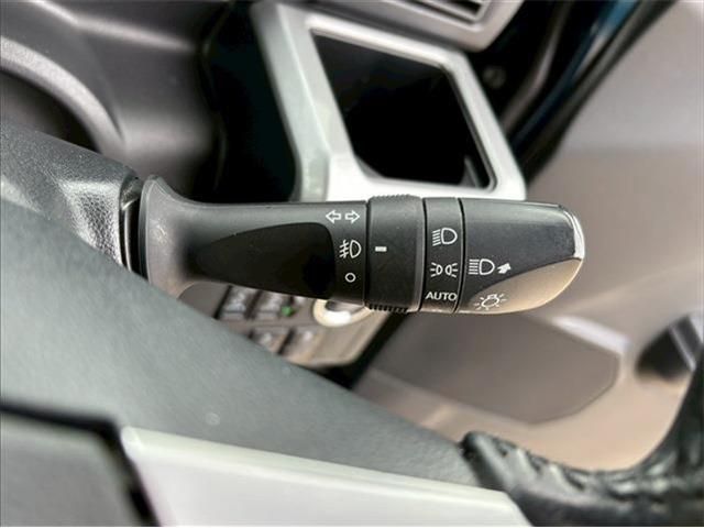 TOYOTA PIXIS MEGA 2021