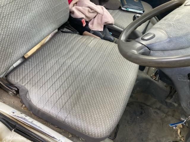 DAIHATSU HIJET truck 4WD 1999