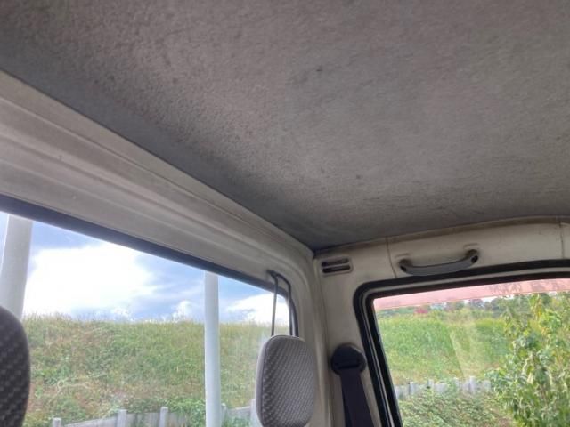 DAIHATSU HIJET truck 4WD 1999