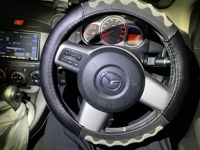 MAZDA DEMIO 2012