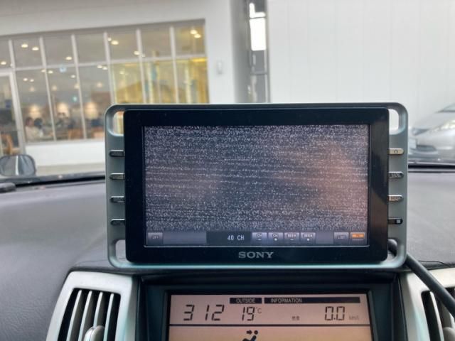 TOYOTA HARRIER 2WD 2005