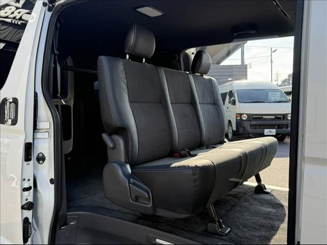 TOYOTA HIACE van 2WD 2023