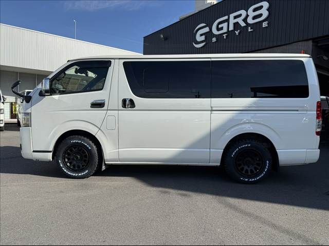 TOYOTA HIACE van 2WD 2023