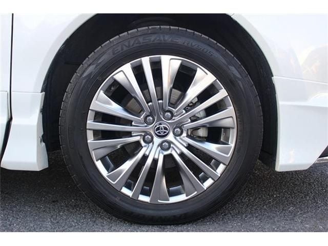 TOYOTA HARRIER HYBRID 2020