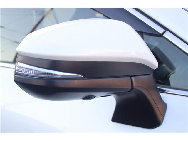 TOYOTA HARRIER HYBRID 2020