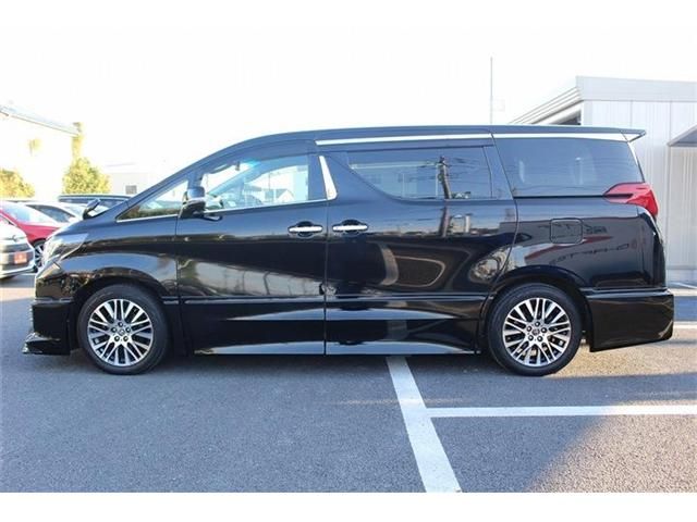 TOYOTA ALPHARD 2016