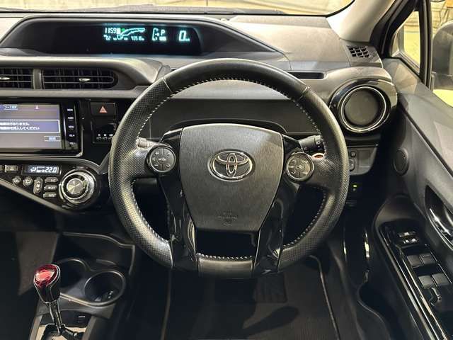 TOYOTA AQUA 2014