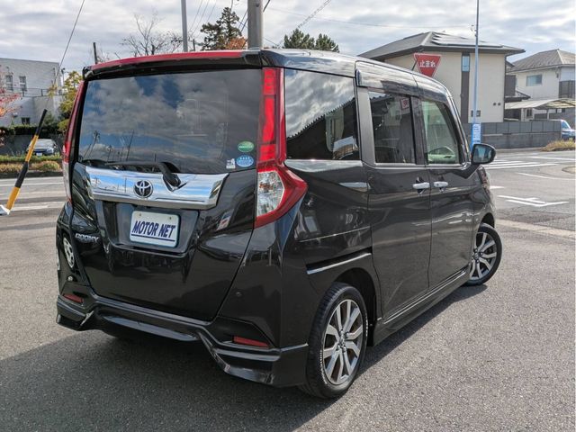 TOYOTA ROOMY 2018
