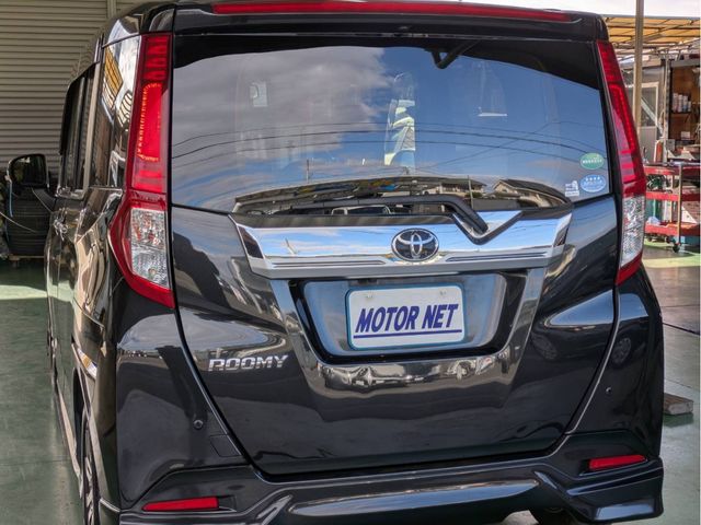TOYOTA ROOMY 2018