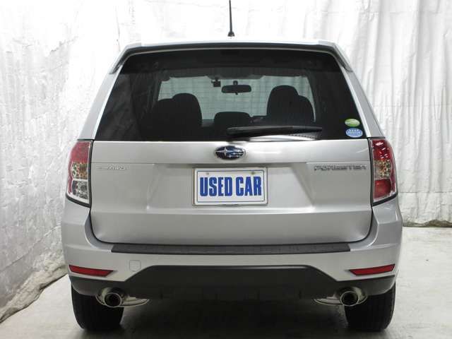 SUBARU FORESTER 2011