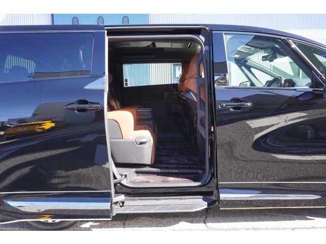 TOYOTA VELLFIRE  HYBRID 2024