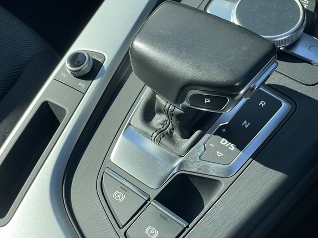 AUDI AUDI A4 AVANT 2016