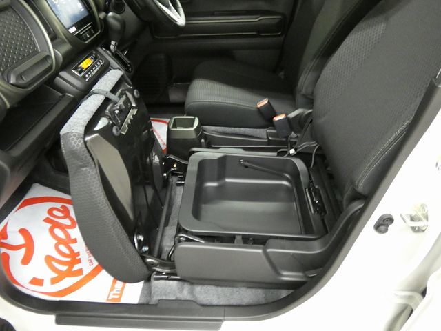 SUZUKI HUSTLER 4WD 2024