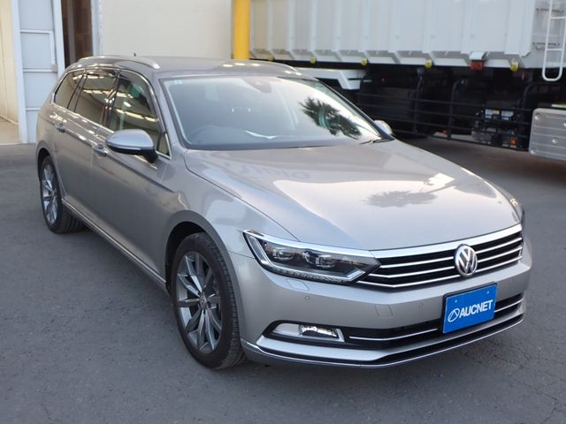 VOLKSWAGEN VOLKSWAGEN PASSAT VARIANT 2017