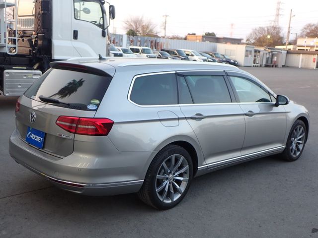 VOLKSWAGEN VOLKSWAGEN PASSAT VARIANT 2017