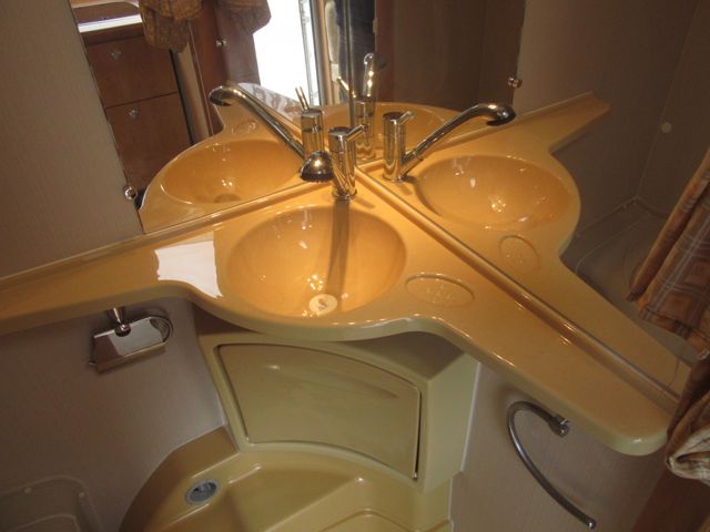 Others ???(?????) 2010