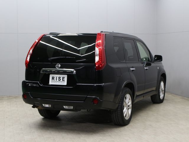NISSAN X-TRAIL 4WD 2012