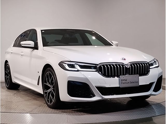 BMW BMW 5series sedan 2023