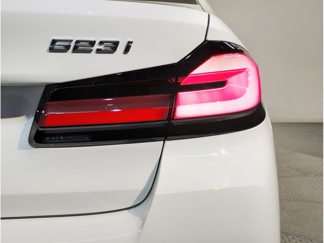 BMW BMW 5series sedan 2023