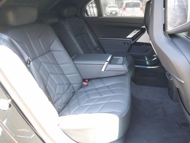 BMW BMW 7series 2025