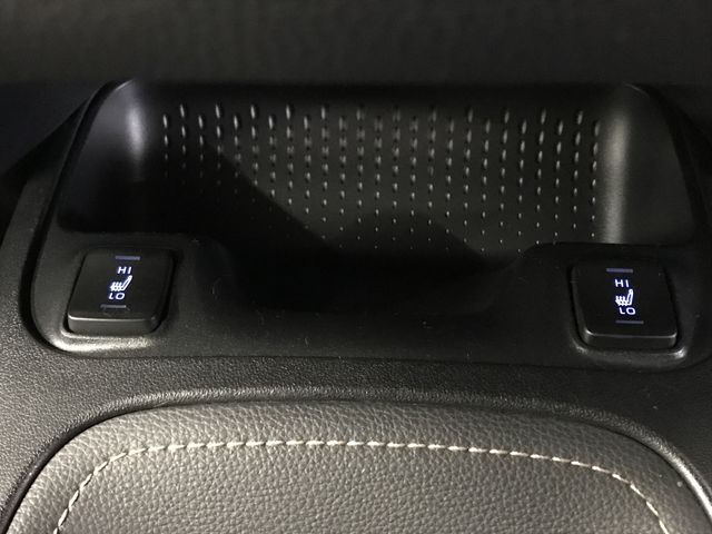 TOYOTA COROLLA TOURING HYBRID 2019