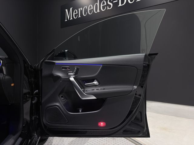 MERCEDES BENZ MERCEDES BENZ CLA class 2024