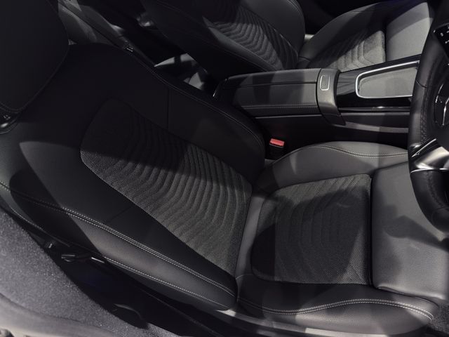 MERCEDES BENZ MERCEDES BENZ CLA class 2024