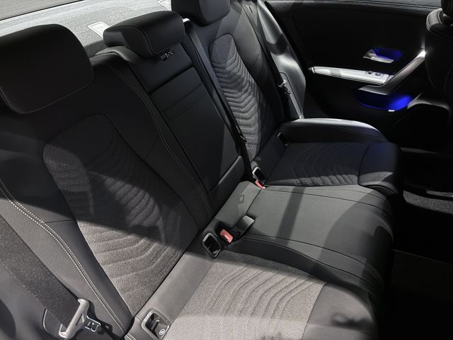 MERCEDES BENZ MERCEDES BENZ CLA class 2024