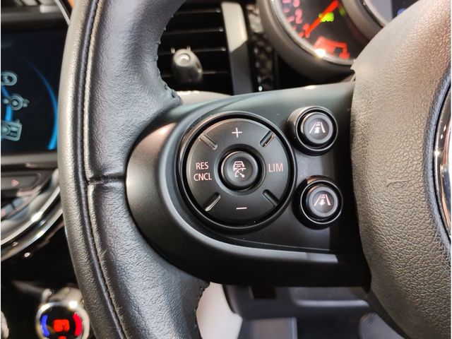 BMW BMW MINI COOPER SD 5DOOR 2017