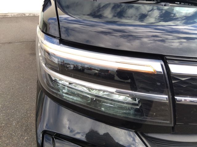 DAIHATSU TANTO CUSTOM 4WD 2023