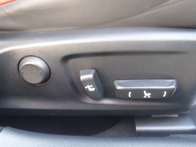 TOYOTA LEXUS IS300h 2015